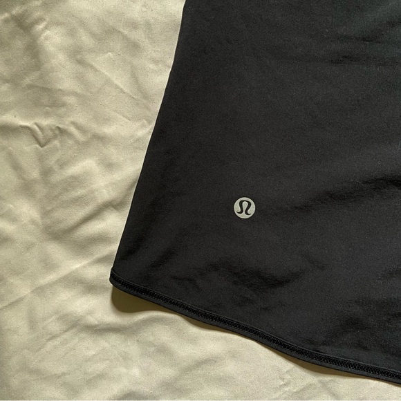 Lululemon / Tank Top - Picture 4 of 5
